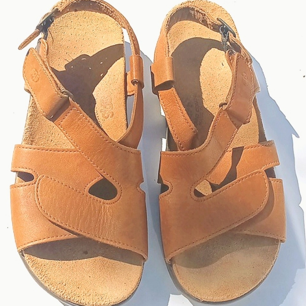 SAS Women's Relaxed Caramel Huggy Sandals Size 10